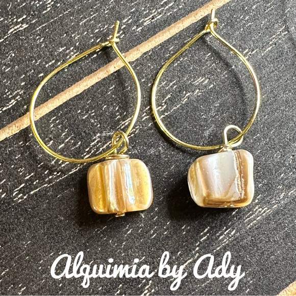 Alquimia Gold Earrings mother of pearl - Picture 1 of 1